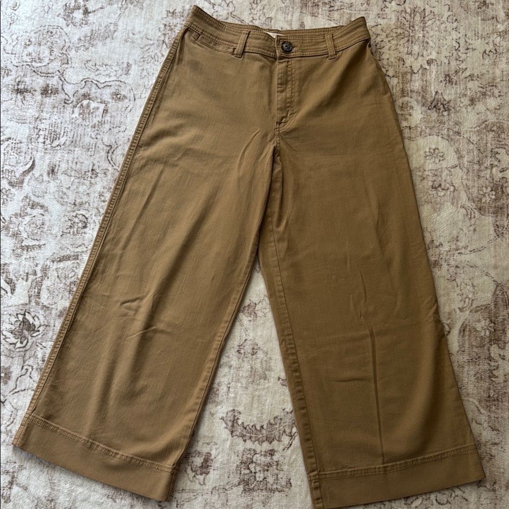 H&M Tan Chinos Versatile Classic Style
